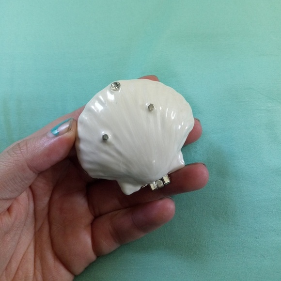 Seashell Box - Picture 3 of 4