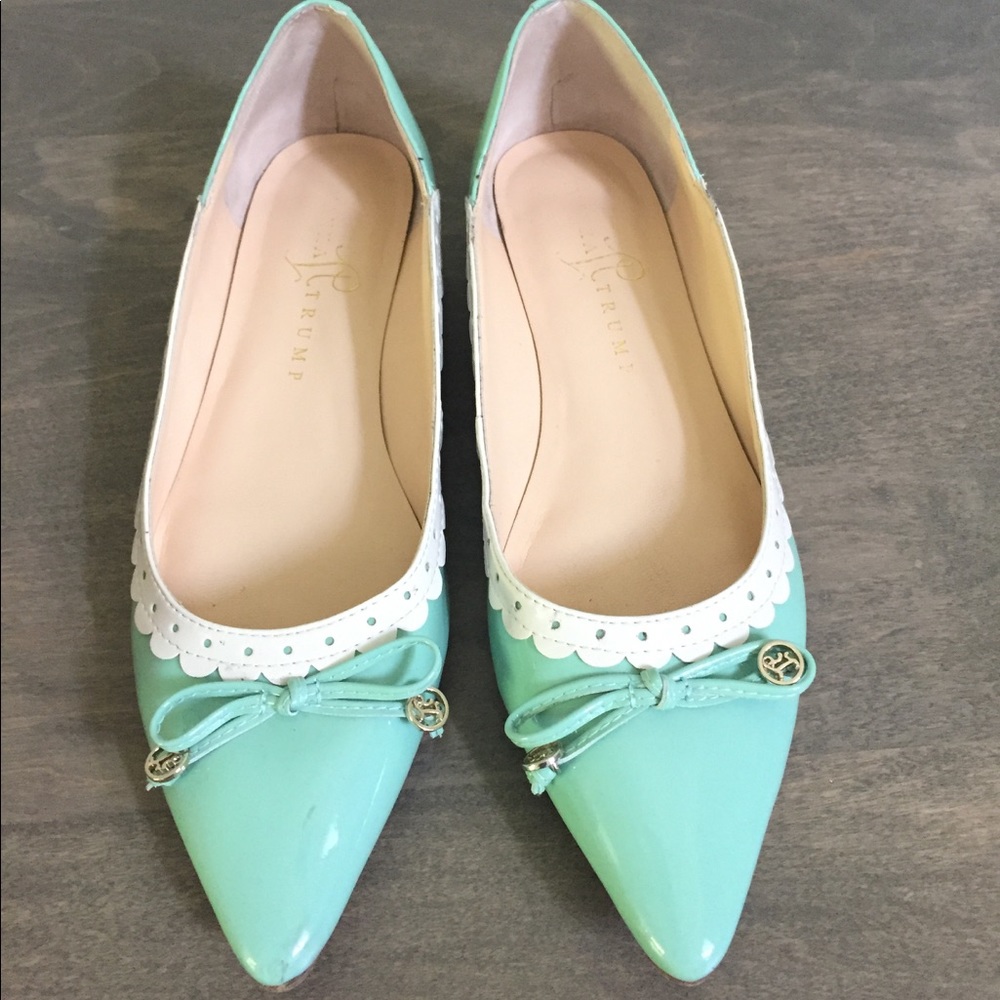 Ivanka Trump Light Green Patent Flats 6.5 M