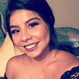 Meet your Posher, Manriquez