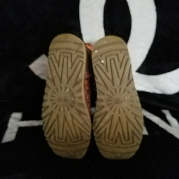 Uggs size 8 - Picture 3 of 3