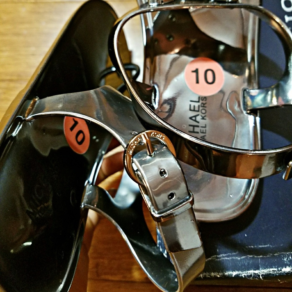 Micheal kors sandal