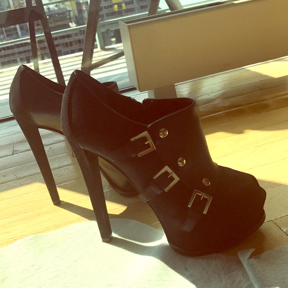 Louie Vuitton Heels