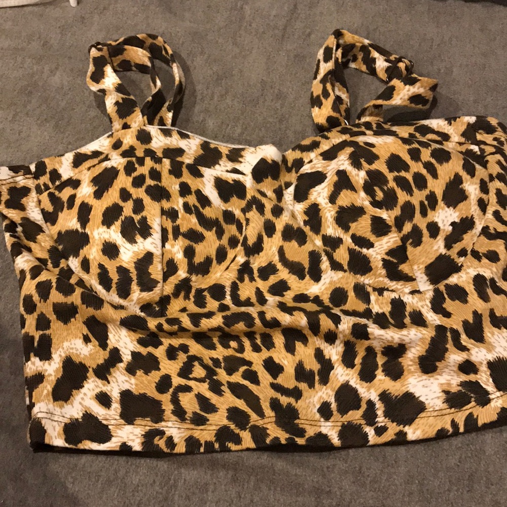 Leopard print crop top