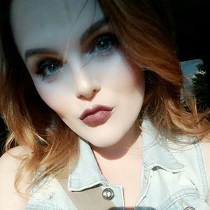 Meet your Posher, Alivia