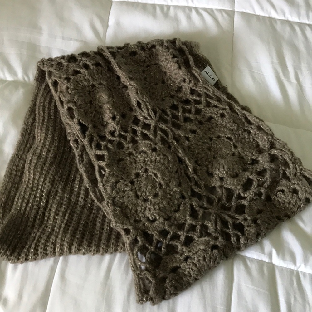 Aldo Infinity scarf