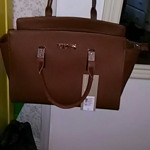 Kenneth Cole Reaction Handbags - NWT Kenneth Cole Reaction Satchel Purse