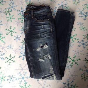 American Eagle distressed jegging