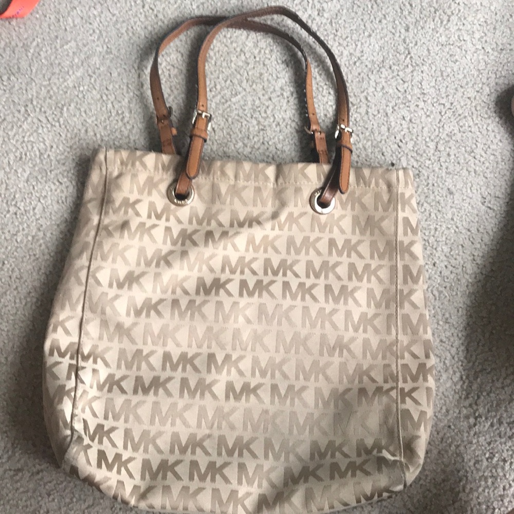 Michael kors bag