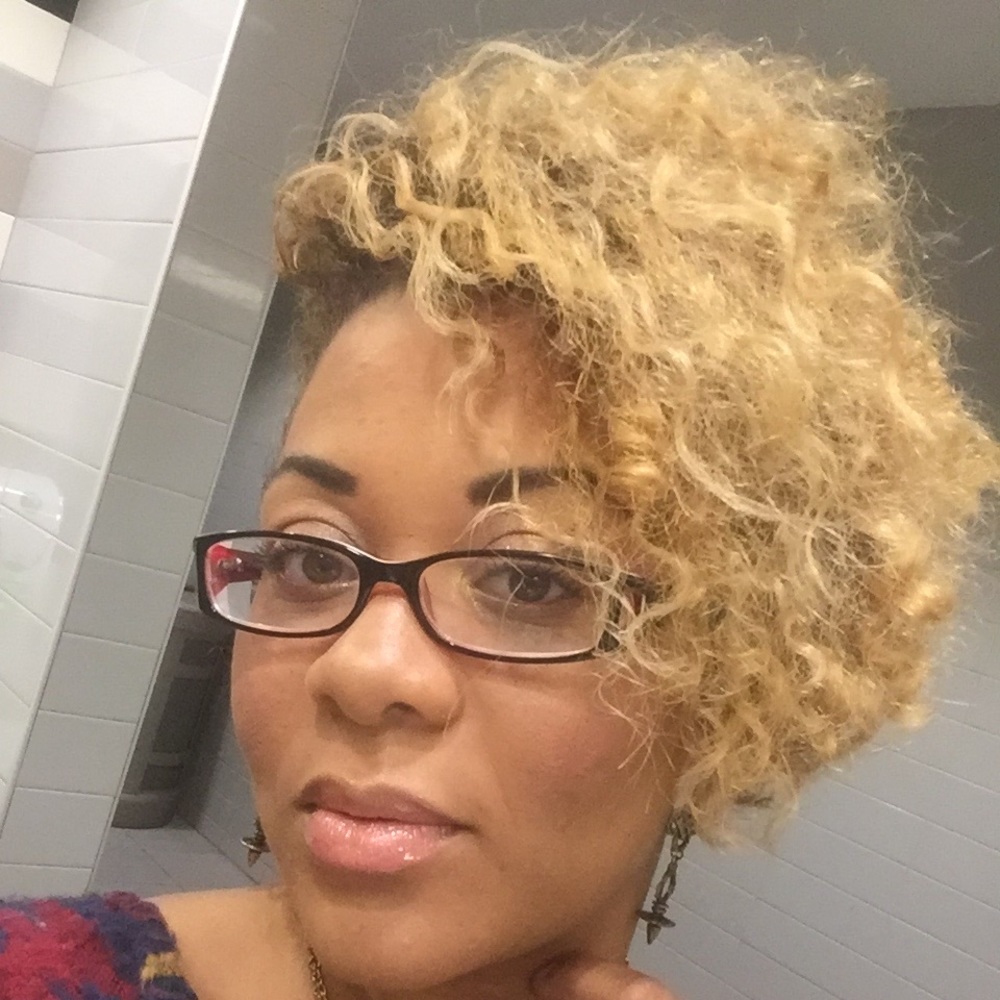 Meet your Posher, Ashlee