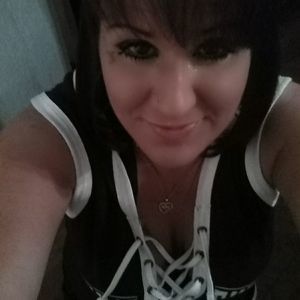 Meet your Posher, Enjoli