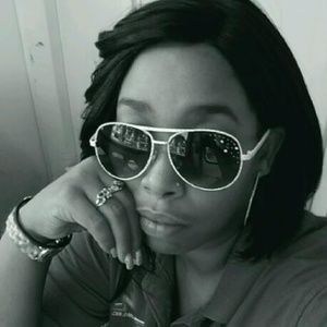 Meet your Posher, Tamera