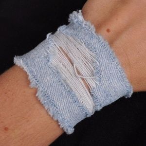HM, Jean Bracelet