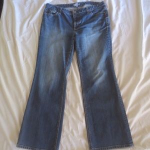 Boot cut jeans