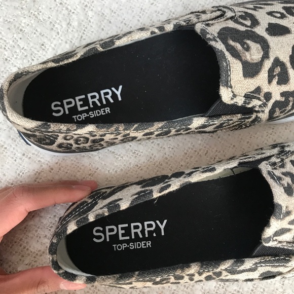 🚫SOLD🚫Sperry Printed Slip-on Sneakers!✨ - Picture 4 of 8