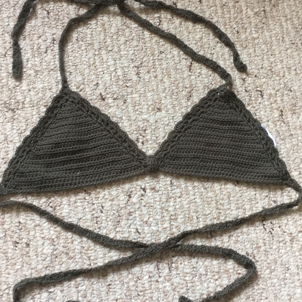 NWOT Crochet bralette Small