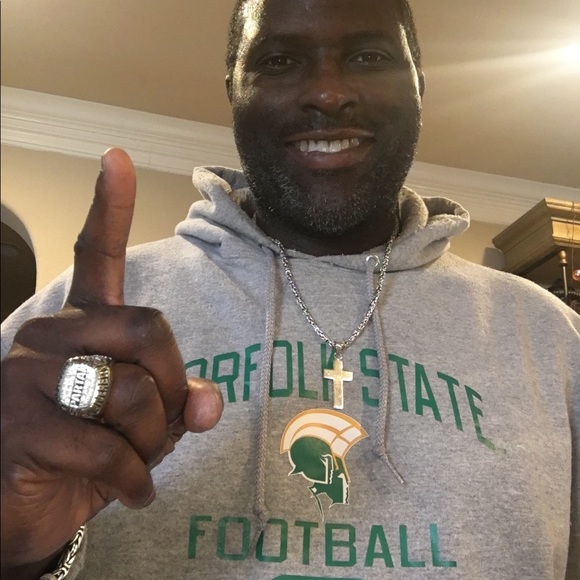 Meet your Posher, Reginald - Picture 7 of 8