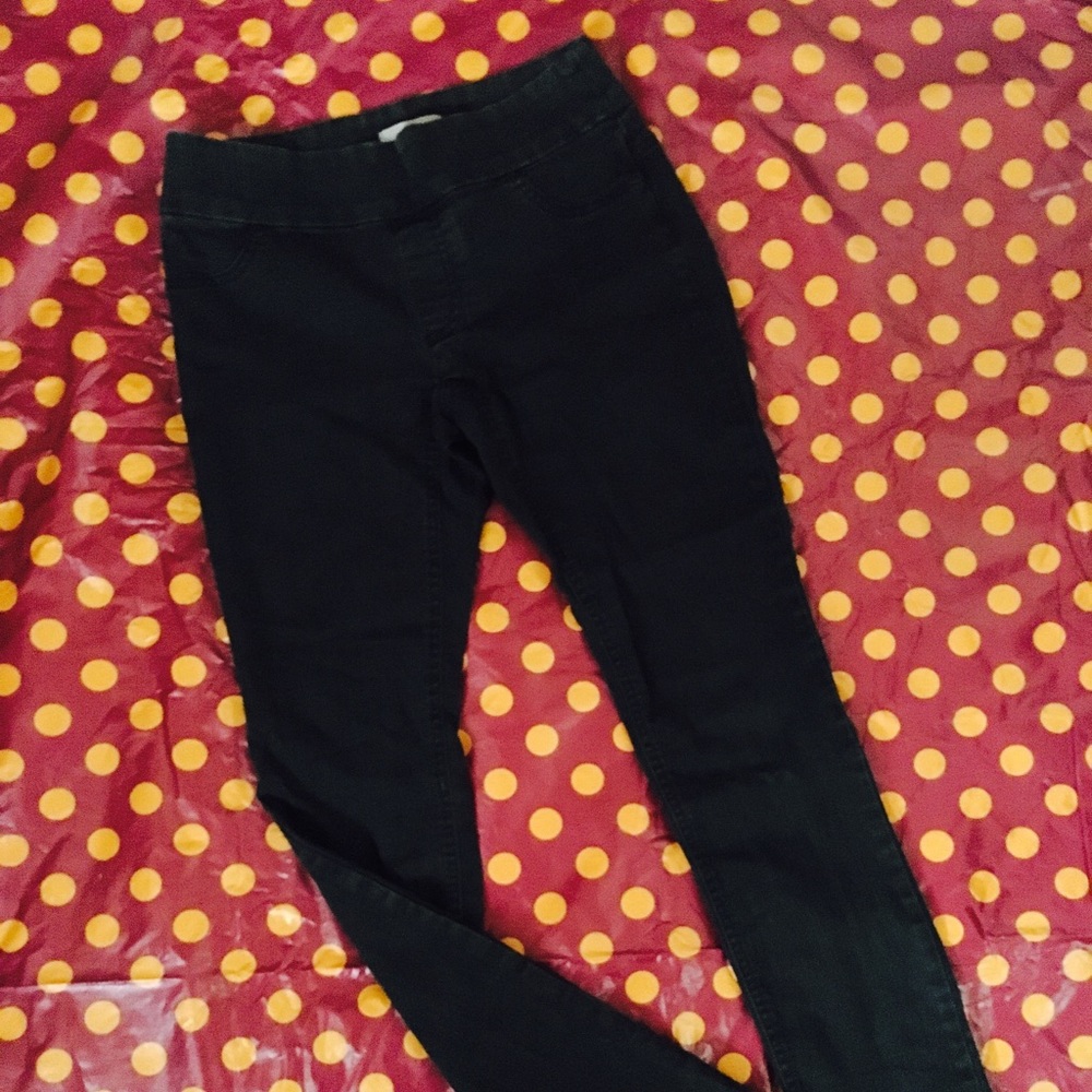 Chico's Pull-On Black Skinny Jean Size 00