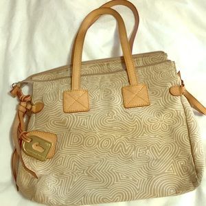 Dooney & Bourke purse