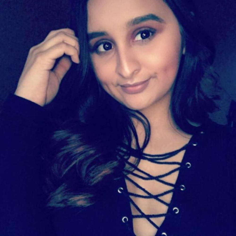 Meet your Posher, Amber