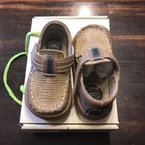 Livie Luca size 5 boys tan leather oxford loafer