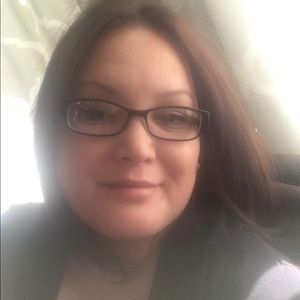 Meet your Posher, Naomi