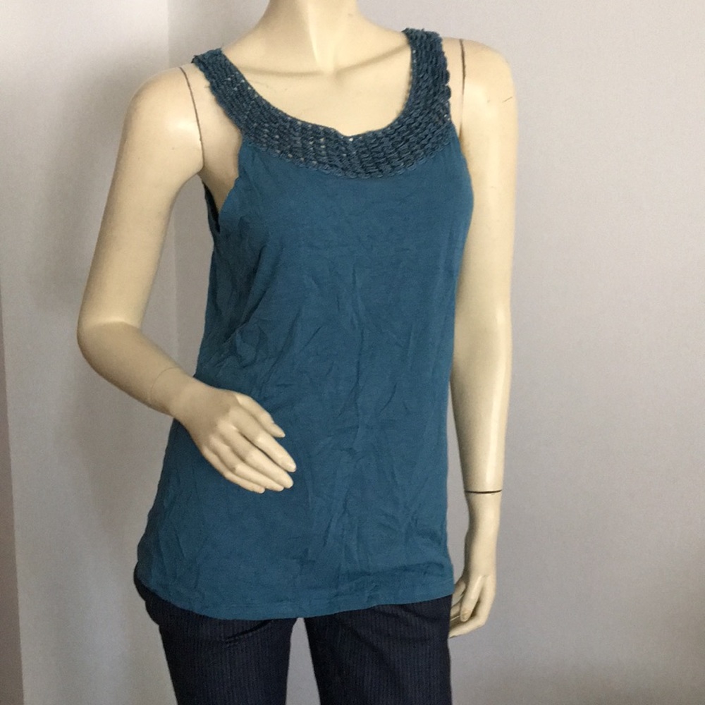 Evelyn knit tank top with crochet neckline 🦋