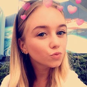 Meet your Posher, Cori