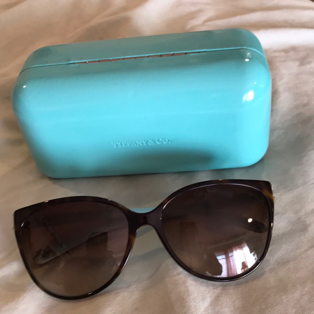 TIFFANY SUNGLASSES