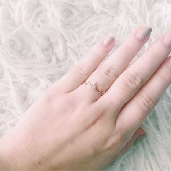 ✨RESTOCKED " the mountains call my name" ring - Picture 3 of 5