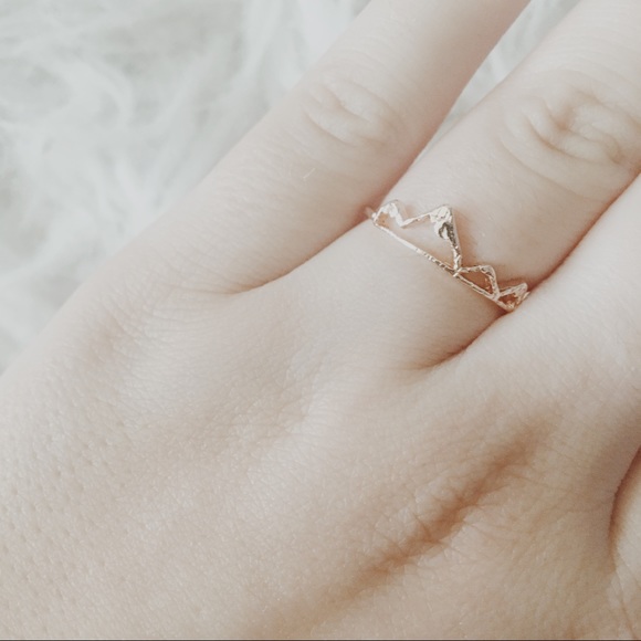 ✨RESTOCKED " the mountains call my name" ring - Picture 4 of 5