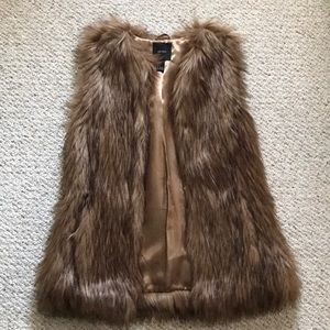 Forever 21 Fur vest