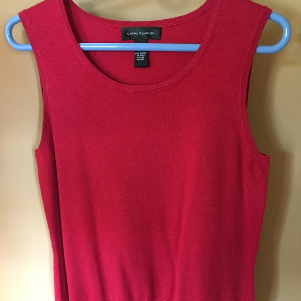 Sleeveless Red Knit Pullover