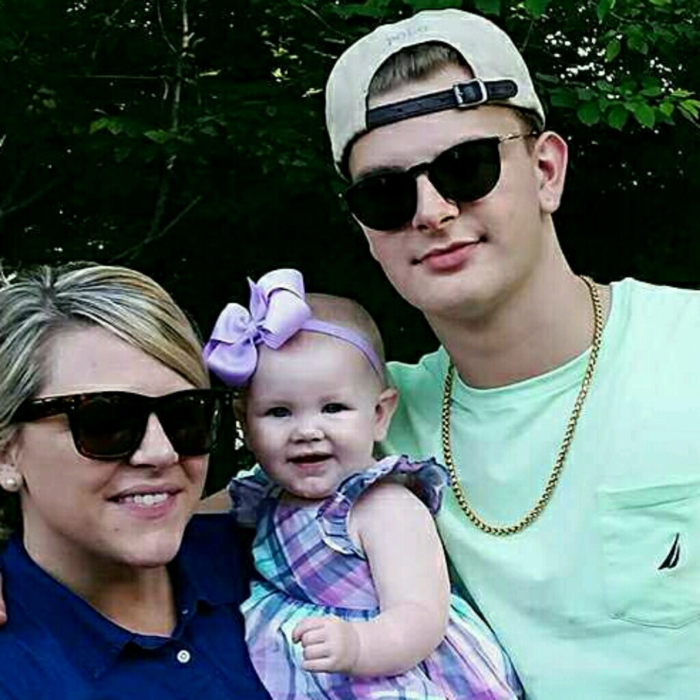 Meet your Posher, Leah