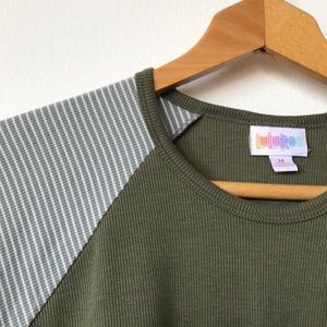 LuLaRoe Randy top