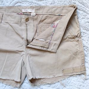 Old Navy Cargo Cut Offs