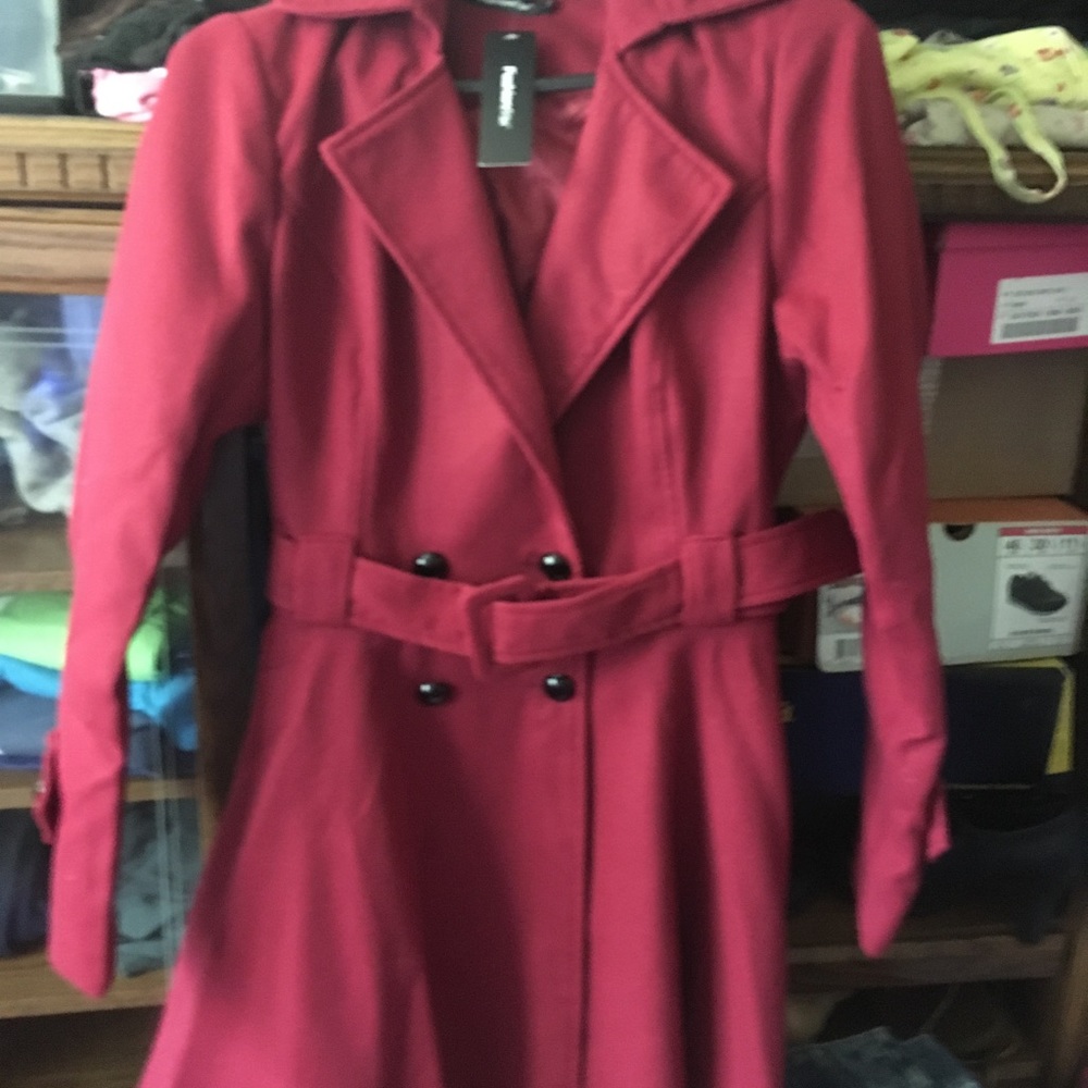 Red polyester coat - Picture 3 of 3