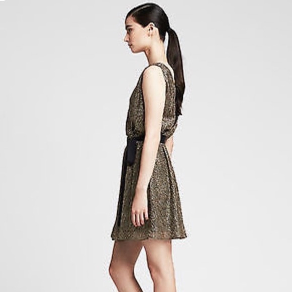 Banana Republic Metallic V Neck Dress size 8 - Picture 2 of 7