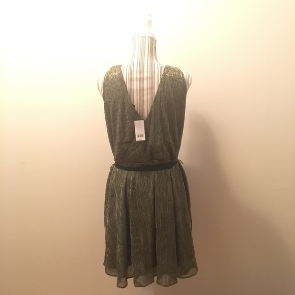 Banana Republic Metallic V Neck Dress size 8 - Picture 5 of 7