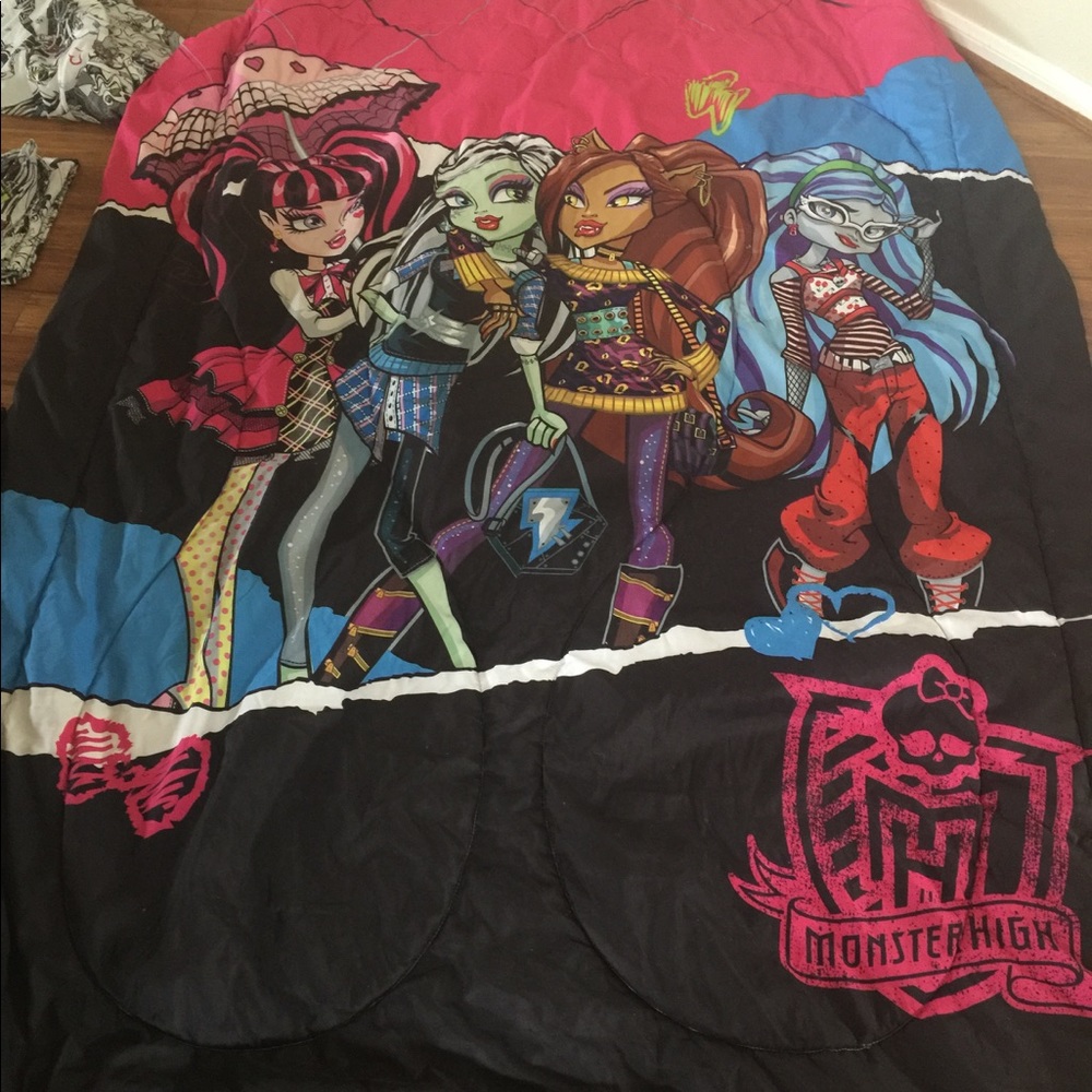 Monster high twin Comforter set