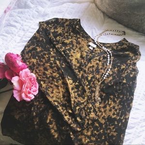 Tortoise blouse