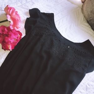 Embroidered, scallop edge blouse