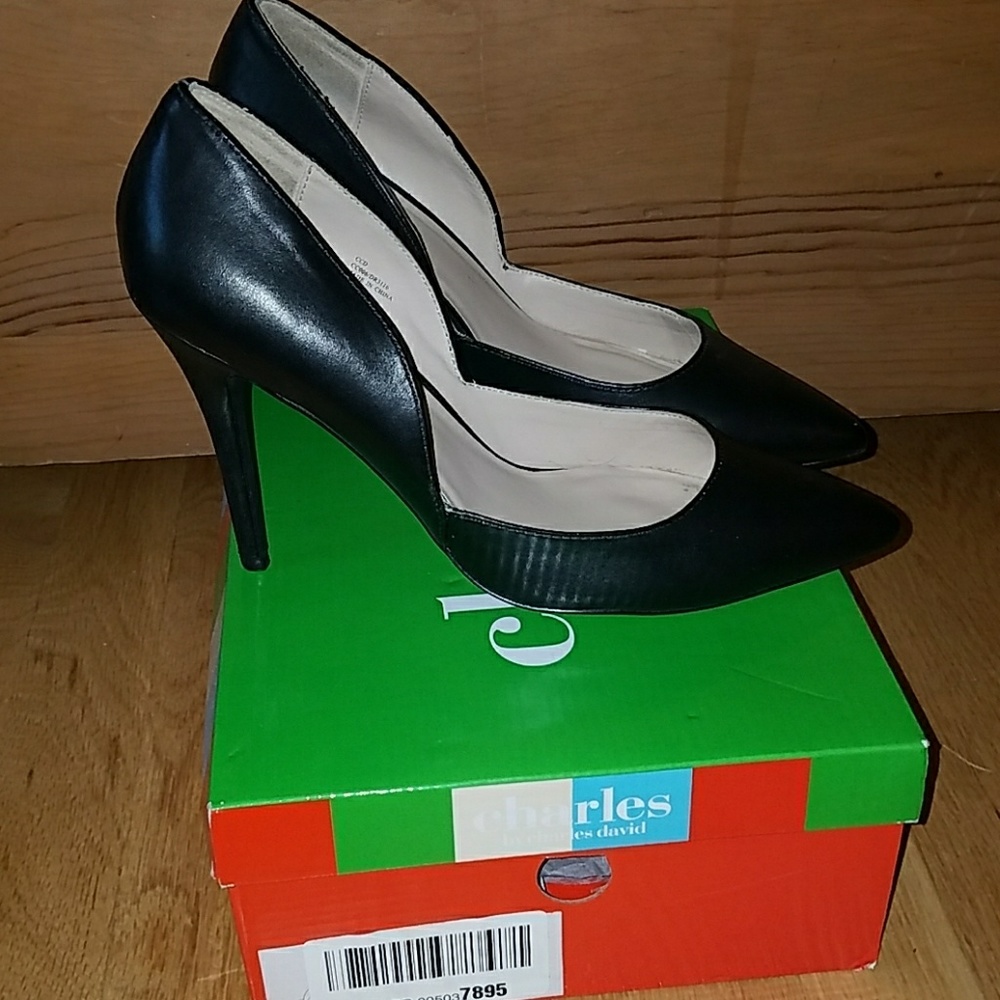 black pump