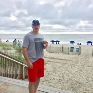 Meet your Posher, Hicham