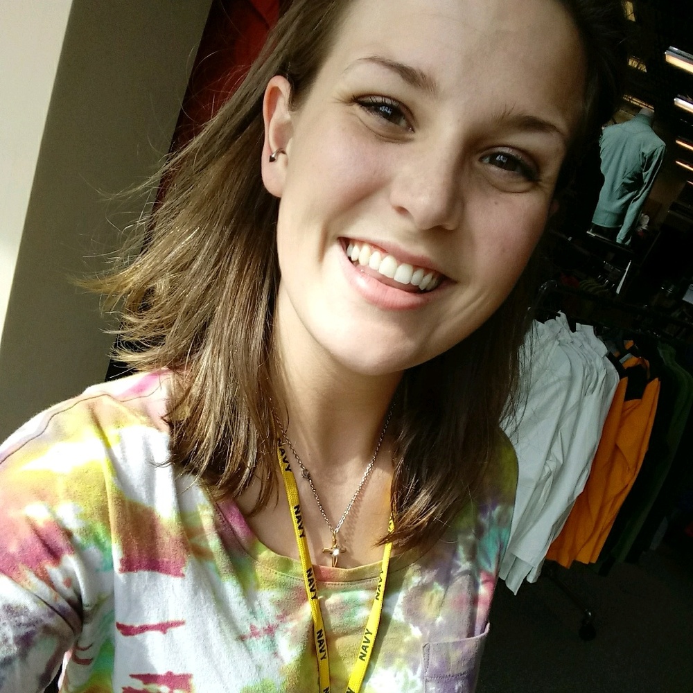 Meet your Posher, Amanda