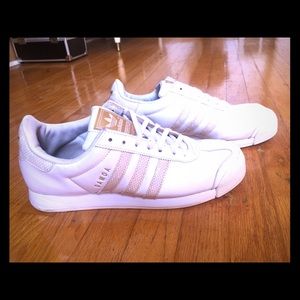 White Samoa adidas