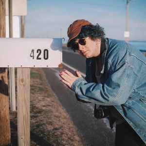 Meet your Posher, Max