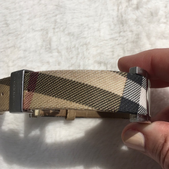 Burberry Nova Check Watch - Picture 4 of 7