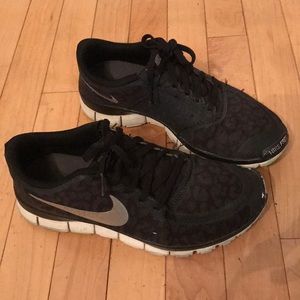 Nike Free tennis shoes