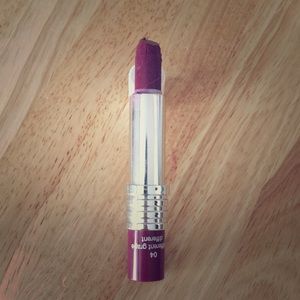 Clinique Different Lipstick