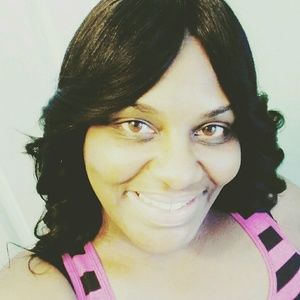 Meet your Posher, Melony